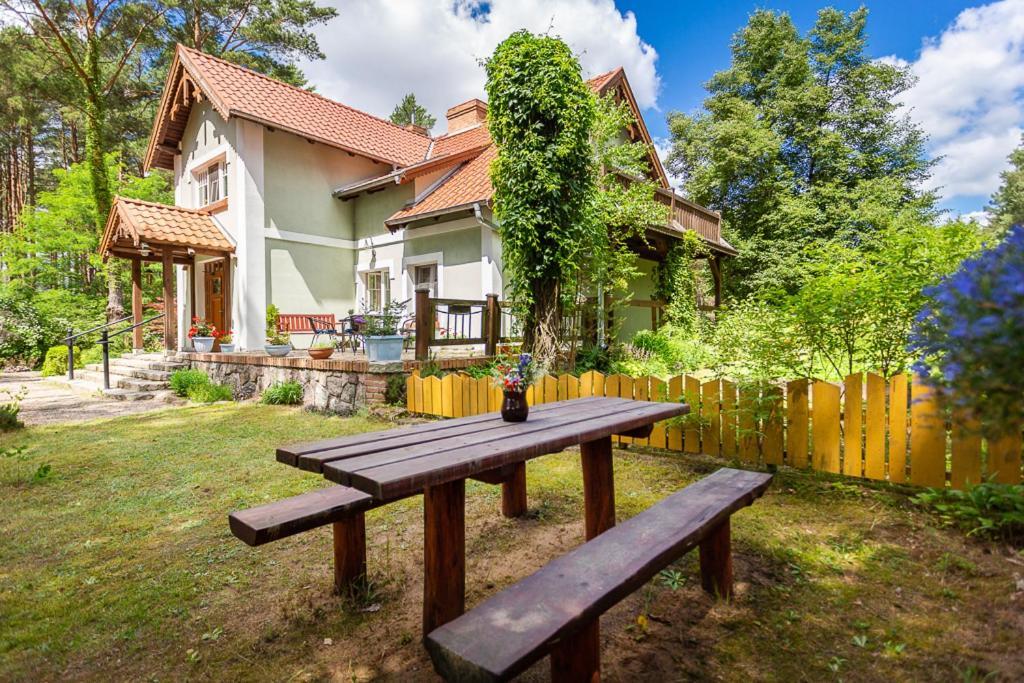 Mazurska Lesniczowka Nowy Zyzdroj Bed and Breakfast Exteriör bild
