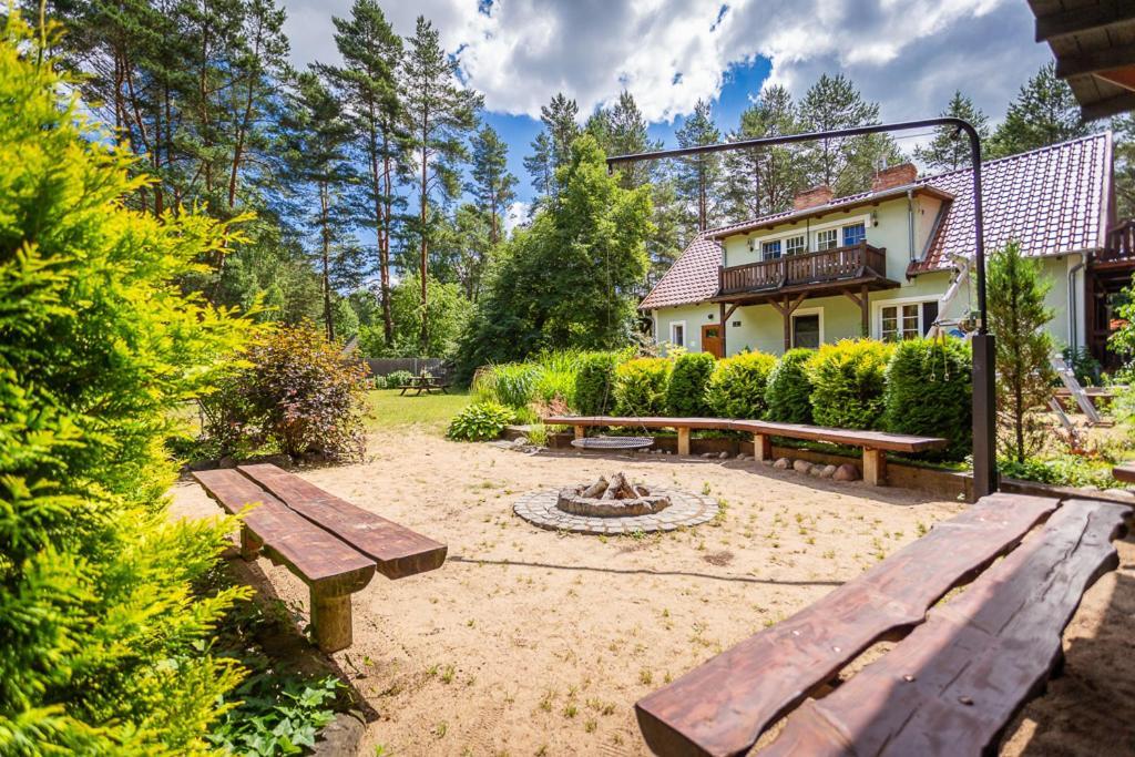 Mazurska Lesniczowka Nowy Zyzdroj Bed and Breakfast Exteriör bild